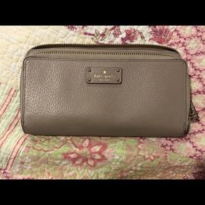 Kate Spade wristlet -taupe color reserved